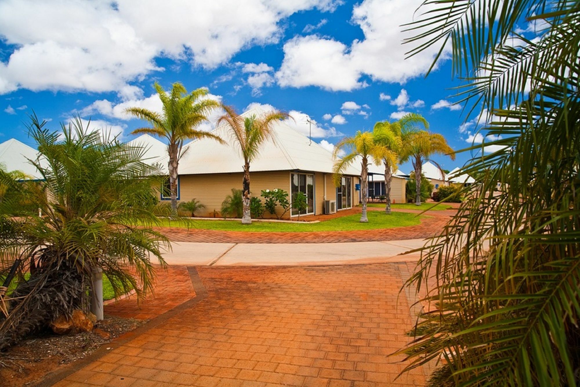 Potshot Hotel Resort เอ็กซ์มัธ ภายนอก รูปภาพ